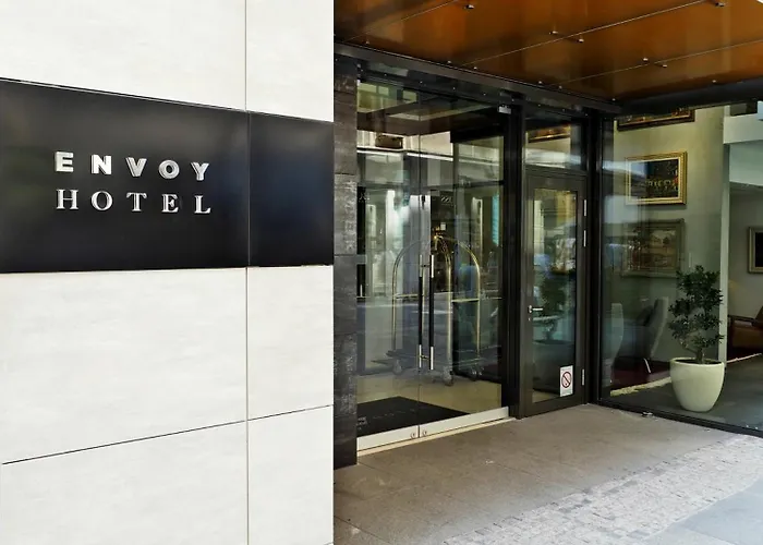 Envoy Hotel 4*